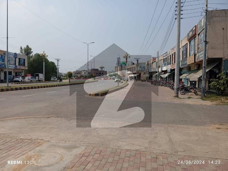 Prime Location 5 Marla Residential Plot For sale Available In