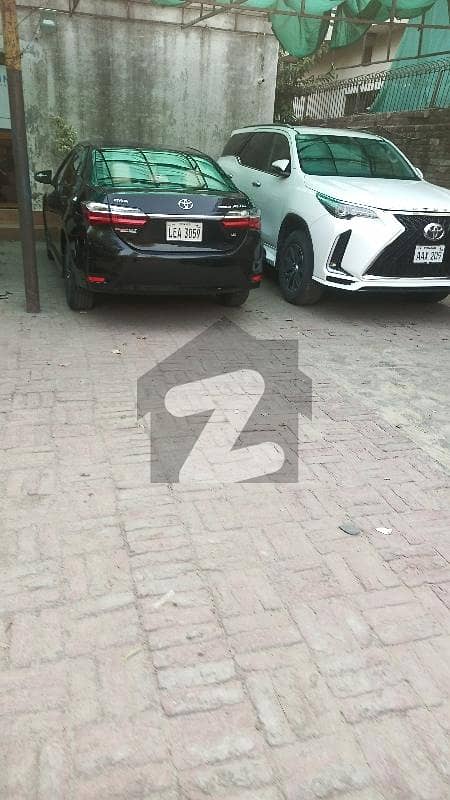 2500 sqrft commercial hal for rent main road near g1 market 2500 sqrft commercial hal for rent main road near g1 market