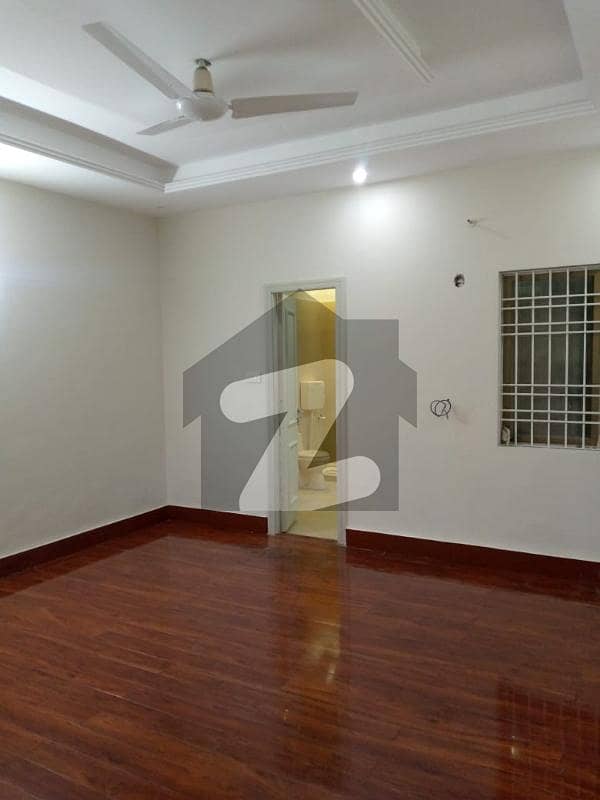 5 marla lavish lower portion for Rent 5 marla lavish lower portion for Rent