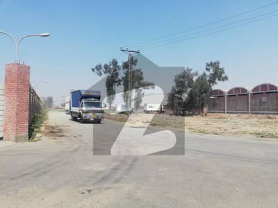 ملتان روڈ لاہور میں 27 کنال صنعتی زمین 27.0 کروڑ میں برائے فروخت۔