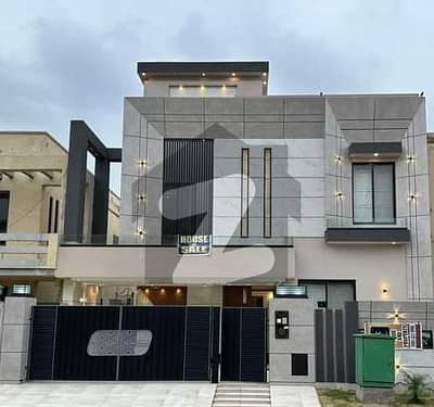 10 MARLA ULTRA MODERN DESIGNER BRAND NEW HOUSE AVAILABLE FOR SALE IN DHA PHASE 8