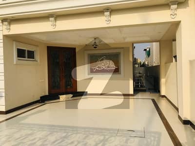 Modern Luxury: Exquisite 1 Kanal House for RENT in DHA Phase 6