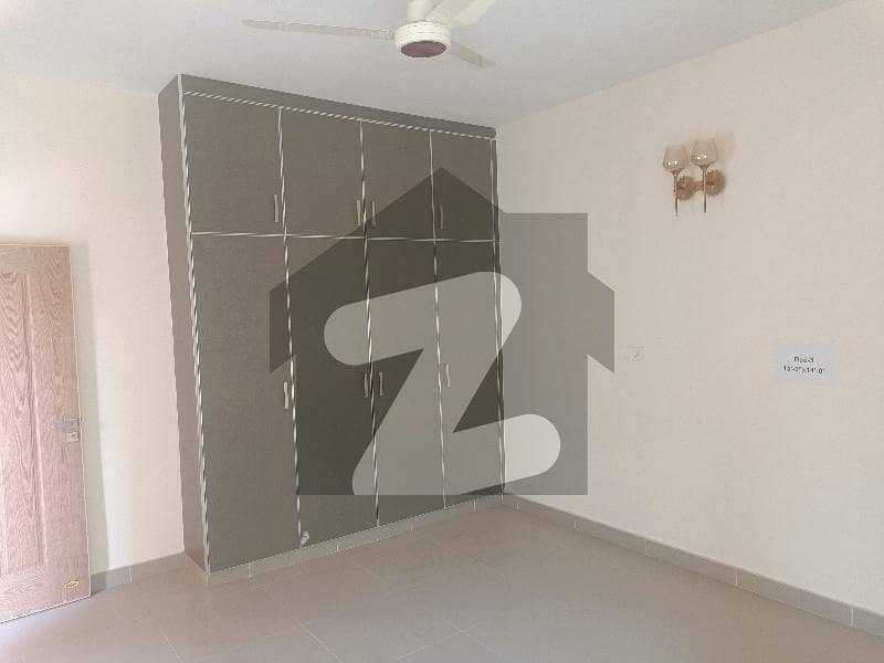 10 Marla Spacious House Is Available In Askari 3 For Sale