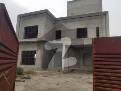 1 Kanal Gray Structure House Available For Sale In B Block