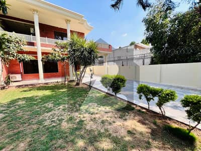 Prime Location Beautiful Lawn House Available For Rent