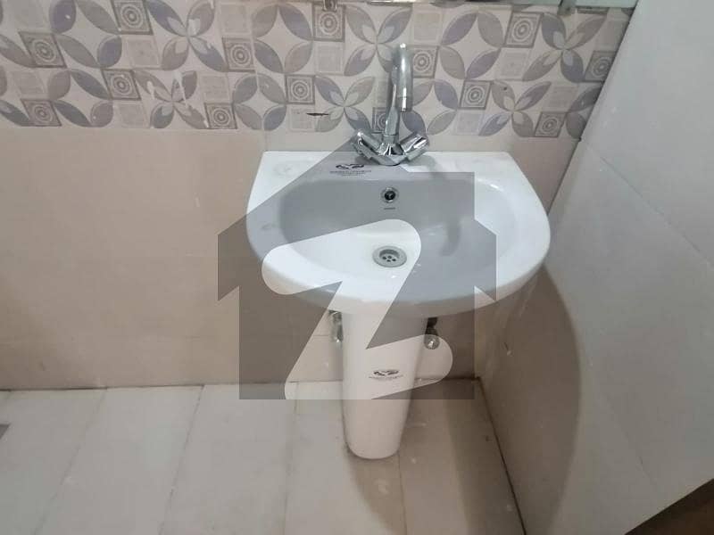 Gulshan-e-Ravi - Block A House Sized 5 Marla Is Available Gulshan-e ...