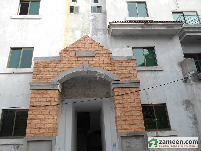 Mini Defence Rehman Garden 10 Marla 2nd Floor Flat For Sale On Luxury Location Lahore
