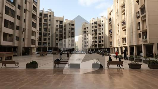 Flat With 2 Bedrooms Drawing & Dining Room For Sale