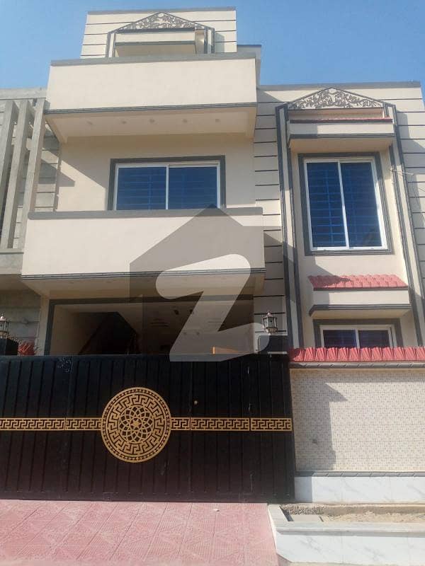آئی ۔ 11 اسلام آباد میں 5 کمروں کا 6 مرلہ مکان 4.25 کروڑ میں برائے فروخت۔ آئی ۔ 11 اسلام آباد میں 5 کمروں کا 6 مرلہ مکان 4.25 کروڑ میں برائے فروخت۔