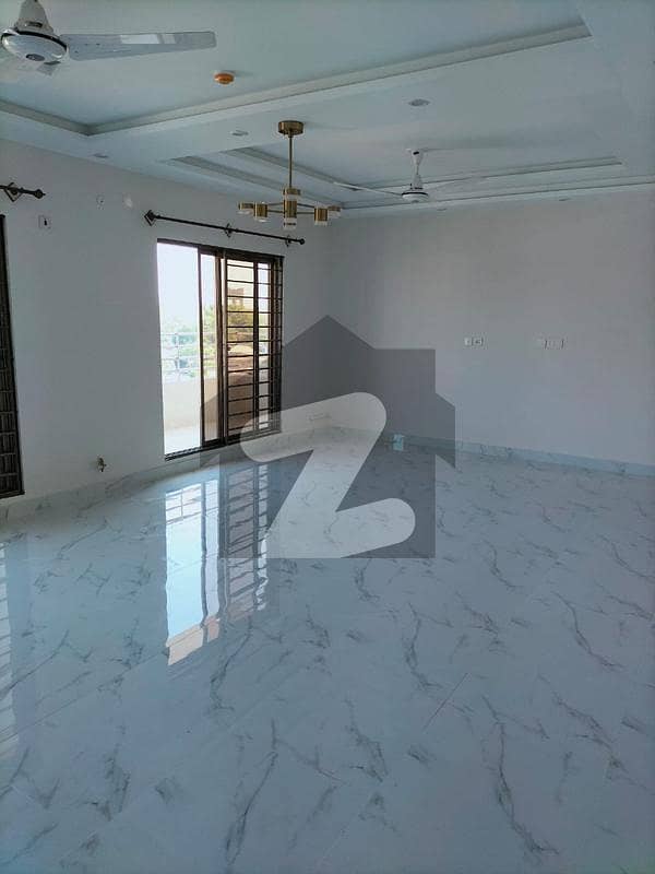 Askari 13 Front Open 3 Bedroom Apartment