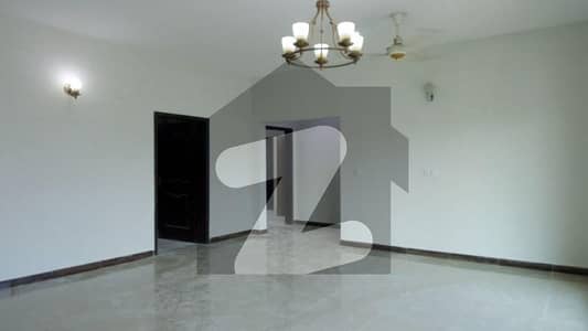 عسکری 11 عسکری,لاہور میں 3 کمروں کا 10 مرلہ فلیٹ 2.65 کروڑ میں برائے فروخت۔