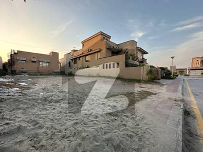 بحریہ ٹاؤن فیز 2 بحریہ ٹاؤن راولپنڈی,راولپنڈی میں 1 کنال رہائشی پلاٹ 5.75 کروڑ میں برائے فروخت۔