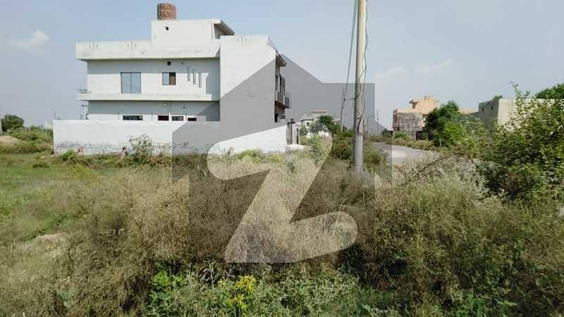 1 Kanal Plot For Sale On 100 Ft Road In Block D Of LDA Avenue 1 1 Kanal Plot For Sale On 100 Ft Road In Block D Of LDA Avenue 1