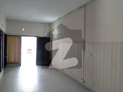 گلبرگ 3 گلبرگ,لاہور میں 4 کمروں کا 4 کنال مکان 40.0 کروڑ میں برائے فروخت۔