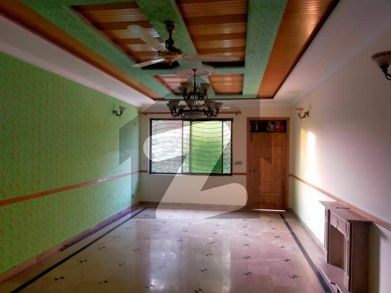 40x80 Uper Portion For Rent 40x80 Uper Portion For Rent