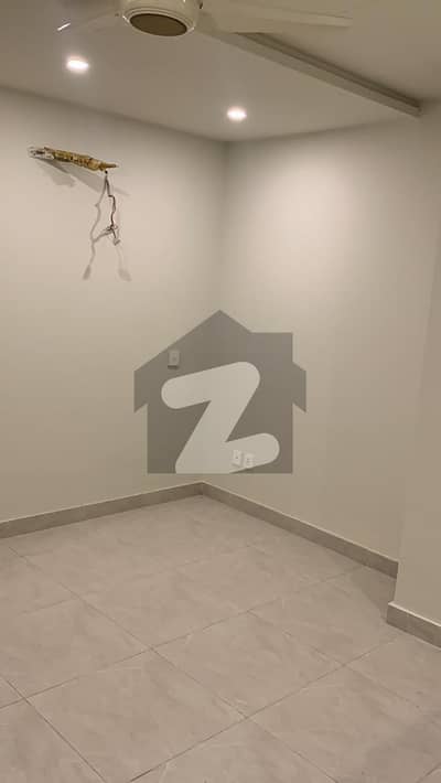 زرکون هائیٹز جی ۔ 15,اسلام آباد میں 1 کمرے کا 3 مرلہ فلیٹ 45.0 ہزار میں کرایہ پر دستیاب ہے۔