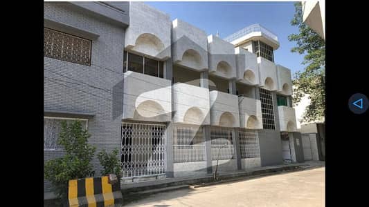 21 Marla New Dbl Storey Beautiful House At MODEL TOWN For Sale