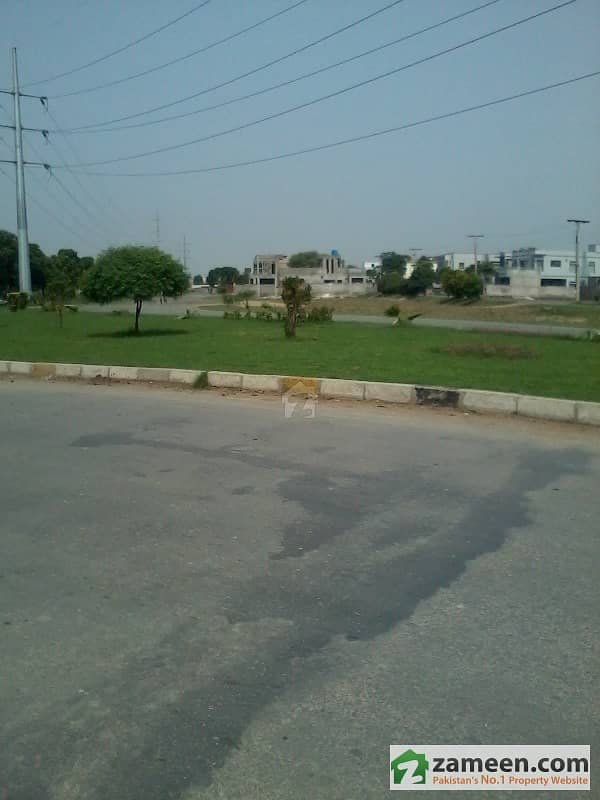 DHA Phase 9 Town - 5 Marla Plot # 990 For Sale In A Block - Near To Main Road