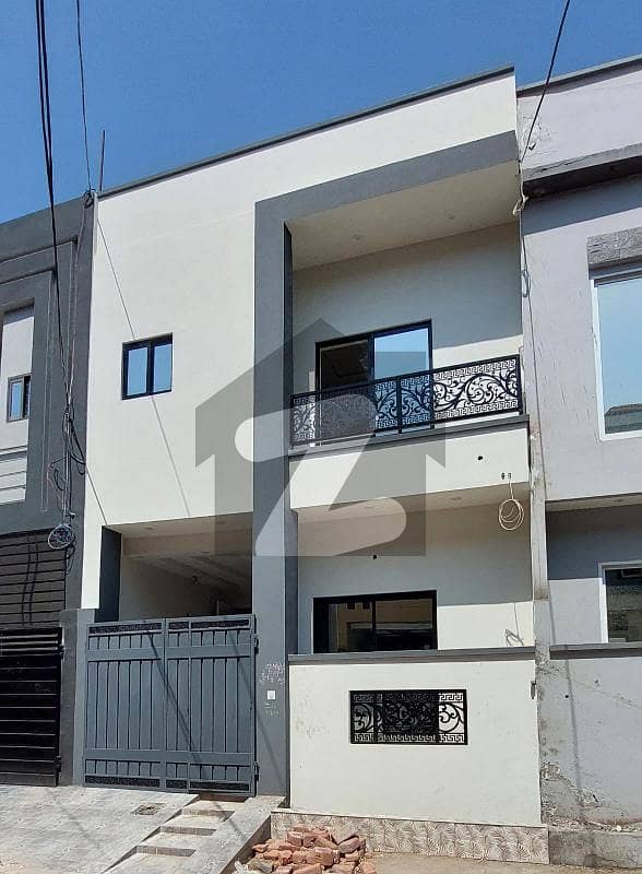 Pine Avenue Brand New House for Sale Pine Avenue, Lahore ID49868441