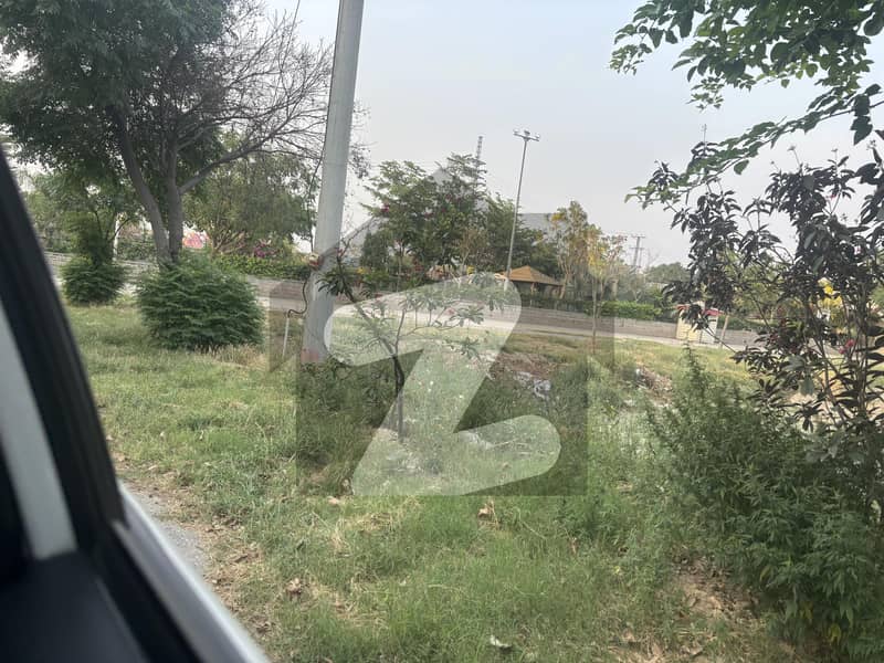 OPF 20 MARLA BEST LOCATION DIRECT OWNER PLOT IS AVAILABLE FOR SALE OPF 20 MARLA BEST LOCATION DIRECT OWNER PLOT IS AVAILABLE FOR SALE