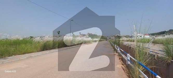 SECTOR D,DHA PHASE 05 SHOUKAT ALI BLVD PLOT