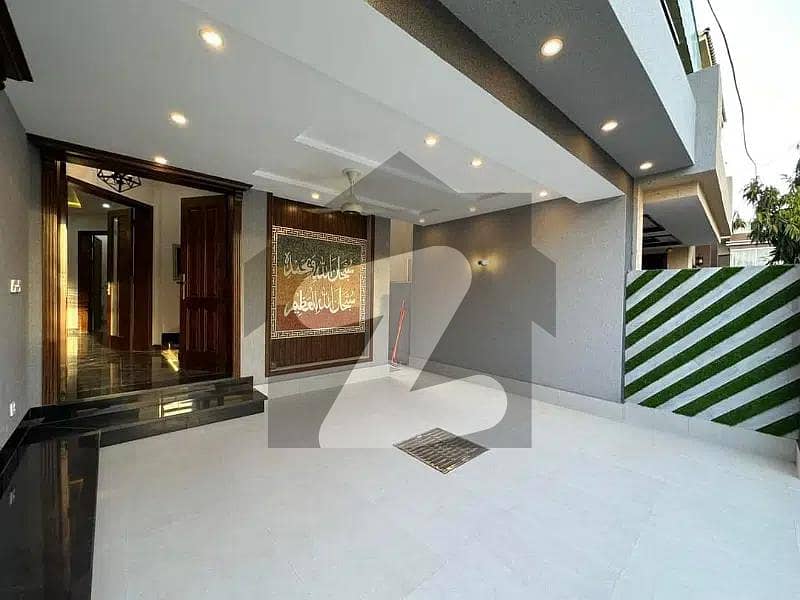 9.33 Marla Like New House Available For Rent In Umer Block Bahria Town Lahore 9.33 Marla Like New House Available For Rent In Umer Block Bahria Town Lahore