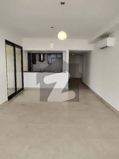 Sea Facing 2 Bedrooms Powder Room Maid Room Full Size Emaar Flat For Rent