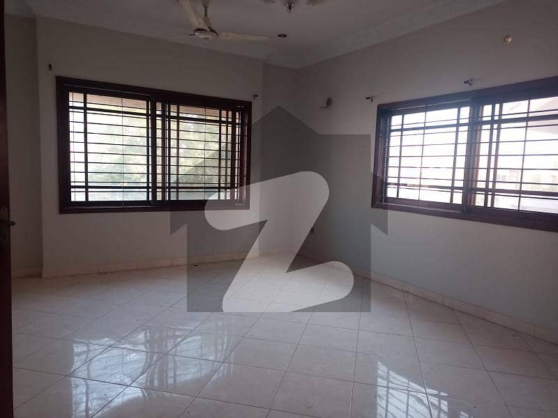 ڈی ایچ اے فیز 7 ڈی ایچ اے ڈیفینس,کراچی میں 3 کمروں کا 1 کنال بالائی پورشن 1.6 لاکھ میں کرایہ پر دستیاب ہے۔