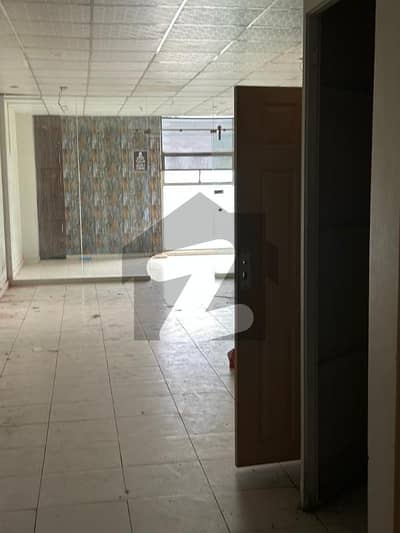 1400 Square Feet Office Available For Rent At Main Boulevard Gulberg