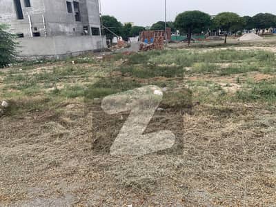 5 MARLA RESIDENTIAL PLOT BLOCK 2N DIRECT OWNER NO DP OR POLE ON FRONT