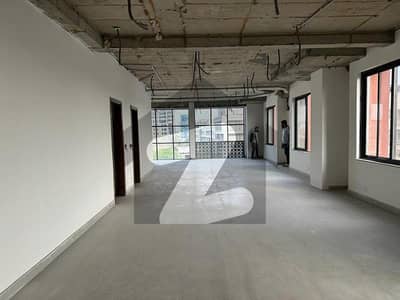 876 Square Feet Original Pics Commercial Office With Two Bathroom For Rent Gulberg 2