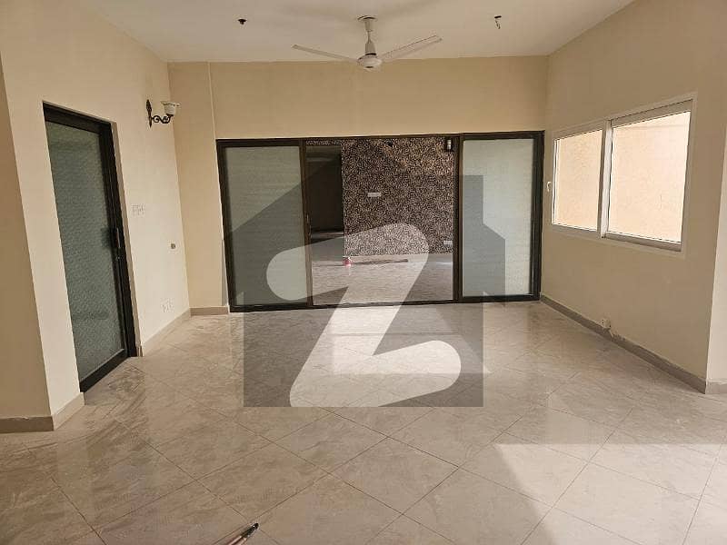 Well Maintained 4 Bedroom 3760 Square Feet Apartment With Exquisite City View On 6th Floor In One Of The Most Prominent Projects Of City Known As Creek Vista Located At Dha Phase 8 Is Available For Rent