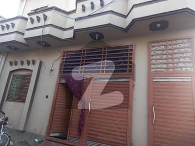 قائدِ اعظم کالونی راولپنڈی میں 3 کمروں کا 3 مرلہ مکان 33.0 لاکھ میں برائے فروخت۔