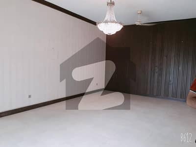 ڈی ایچ اے فیز 2 ڈی ایچ اے ڈیفینس,کراچی میں 4 کمروں کا 2 کنال مکان 2.5 لاکھ میں کرایہ پر دستیاب ہے۔ ڈی ایچ اے فیز 2 ڈی ایچ اے ڈیفینس,کراچی میں 4 کمروں کا 2 کنال مکان 2.5 لاکھ میں کرایہ پر دستیاب ہے۔