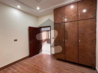 1 Kanal 1st Floor Upper Portion 3 Bed Attached