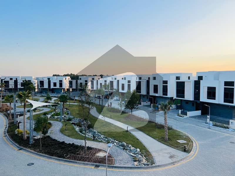 989 Square Feet Flat Up For Sale In Eighteen 989 Square Feet Flat Up For Sale In Eighteen