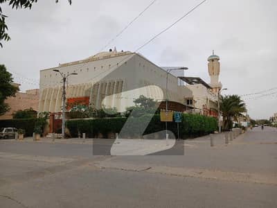 100 YARD RESIDENTIAL PLOT MOST PRIME LOCATION IN DHA KARACHI