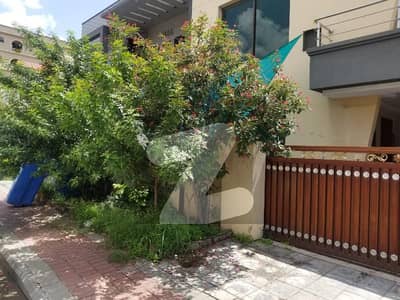 10 Marla House For Sale In Bahria Town Phase 3 Rawalpindi.