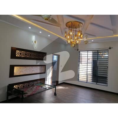 Ideal Prime Location House For Sale In Airport Housing Society - Sector 1