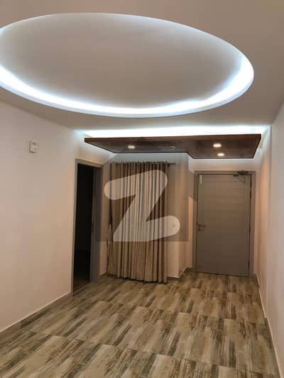 5 MARLA 1200 Sq Feet BRAND NEW FLAT FOR SALE 5 MARLA 1200 Sq Feet BRAND NEW FLAT FOR SALE