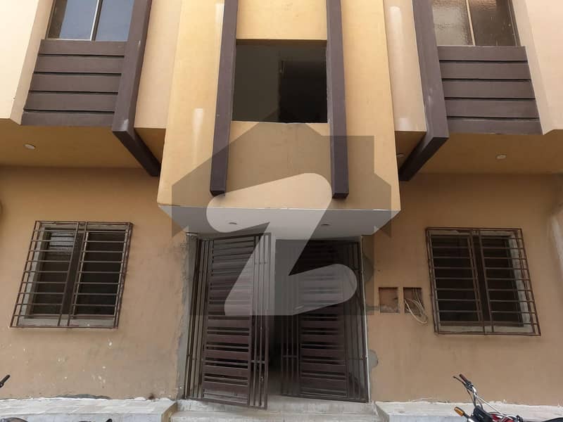 LUXURIOUS APARTMENT IN BOUNDARY WALL SOCIETY LUXURIOUS APARTMENT IN BOUNDARY WALL SOCIETY