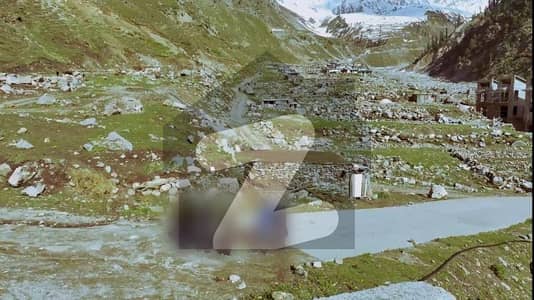 سیف الملوک روڈ ناران میں 2 کنال کمرشل پلاٹ 2.0 کروڑ میں برائے فروخت۔