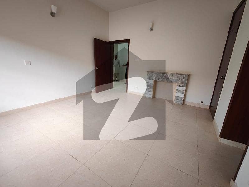 F-10 Three Bedrooms Upper Portion Separate Gate For Rent