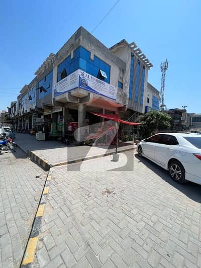 Shop For Sale In Rs. 6000000/-