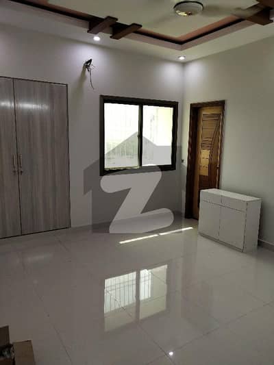 West Open Luxury 3 Beds Lift Car Parking with mate Room