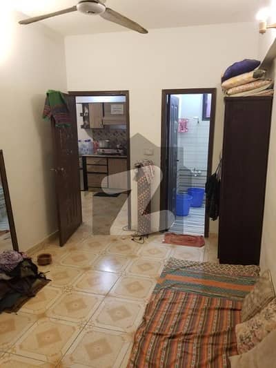 بدر کمرشل ایریا ڈی ایچ اے فیز 5,ڈی ایچ اے ڈیفینس,کراچی میں 2 کمروں کا 2 مرلہ فلیٹ 50.0 لاکھ میں برائے فروخت۔