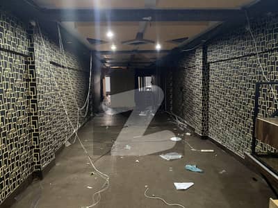 بہادر آباد گلشنِ اقبال ٹاؤن,کراچی میں 3 مرلہ دفتر 1.0 لاکھ میں کرایہ پر دستیاب ہے۔