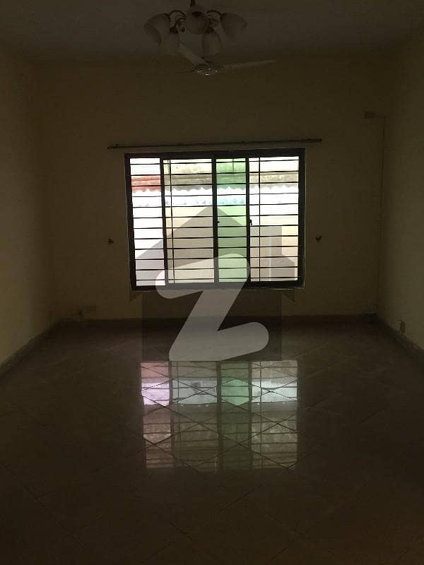 10 Marla 4 Bed SD House For Sale In Askari 13 10 Marla 4 Bed SD House For Sale In Askari 13