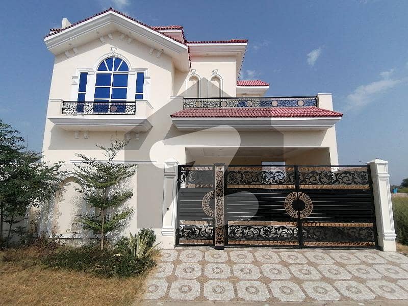 Double Storey 10 Marla
House no. 1204
Available In DHA Phase 1 - Sector U For Sale Double Storey 10 Marla
House no. 1204
Available In DHA Phase 1 - Sector U For Sale
