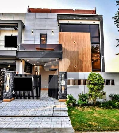 5 Marla Brand New Modern Bungalow For Sale In Phase 9 Town Prime Location